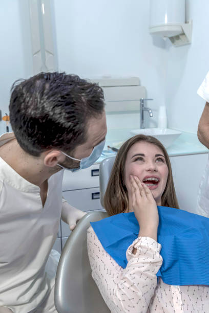 Best Pediatric Emergency Dentist in Wlowbrook, IL