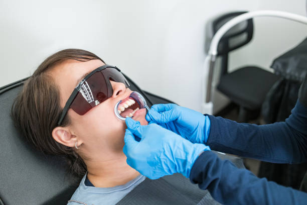 Best Emergency Dental Services for Seniors in Wlowbrook, IL